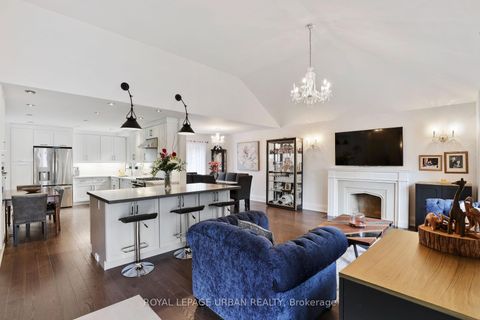 Photo 6 at 147 Parkview Hill Crescent, Parkview, Toronto