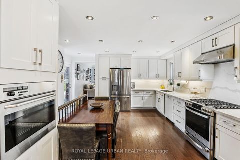 Photo 14 at 147 Parkview Hill Crescent, Parkview, Toronto