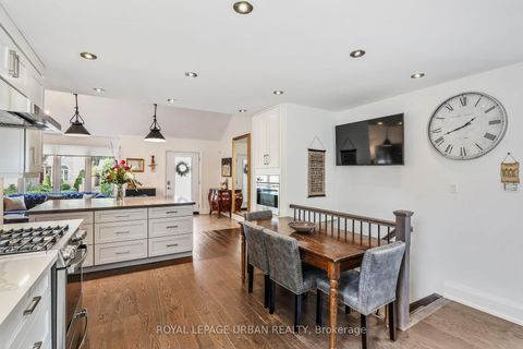 Photo 16 at 147 Parkview Hill Crescent, Parkview, Toronto