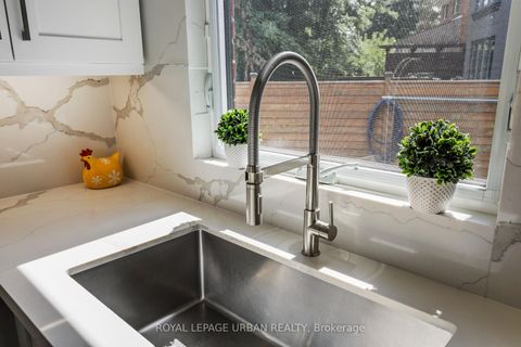 Photo 17 at 147 Parkview Hill Crescent, Parkview, Toronto