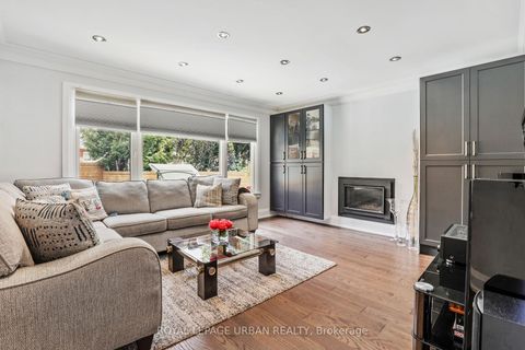 Photo 18 at 147 Parkview Hill Crescent, Parkview, Toronto