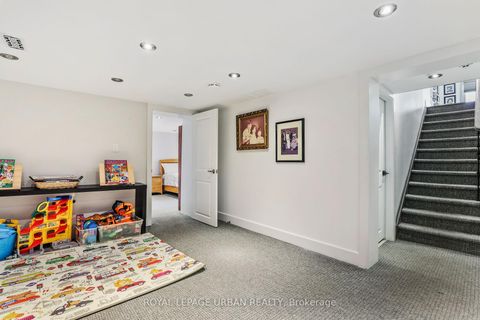 Photo 27 at 147 Parkview Hill Crescent, Parkview, Toronto