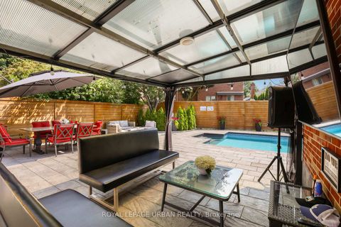 Photo 33 at 147 Parkview Hill Crescent, Parkview, Toronto