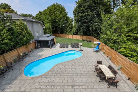 Photo 44 at 182 Parkview Hill Crescent, Parkview, Toronto