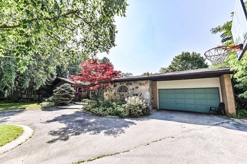 Photo 0 at 130 Monsheen Drive, East Woodbridge, Vaughan