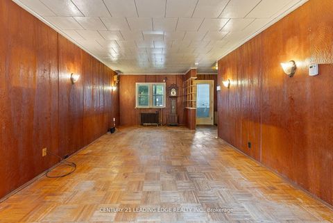 Photo 10 at 102 Kalmar Avenue N, Cliffside, Toronto