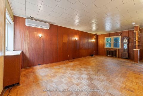 Photo 15 at 102 Kalmar Avenue N, Cliffside, Toronto