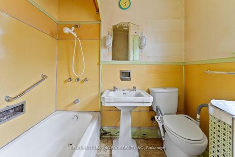 Photo 26 at 102 Kalmar Avenue N, Cliffside, Toronto