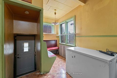 Photo 29 at 102 Kalmar Avenue N, Cliffside, Toronto