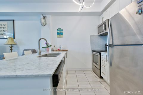 Photo 4 at 308 - 2370 Khalsa Gate, WM Westmount, Oakville