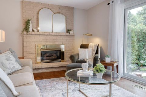 Photo 13 at 1409 Grand Boulevard, FA Falgarwood, Oakville