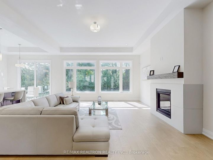 Photo 10 at 157 Snively Street, Oak Ridges Lake Wilcox, Richmond Hill