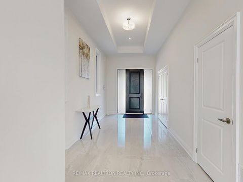 Photo 19 at 157 Snively Street, Oak Ridges Lake Wilcox, Richmond Hill