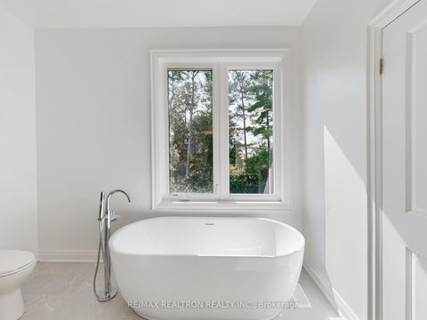 Photo 30 at 157 Snively Street, Oak Ridges Lake Wilcox, Richmond Hill