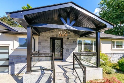Photo 1 at 22 Fran Drive, West Woodbridge, Vaughan
