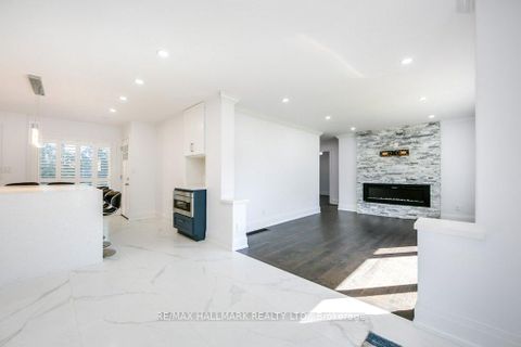 Photo 6 at 22 Fran Drive, West Woodbridge, Vaughan