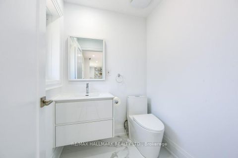Photo 14 at 22 Fran Drive, West Woodbridge, Vaughan