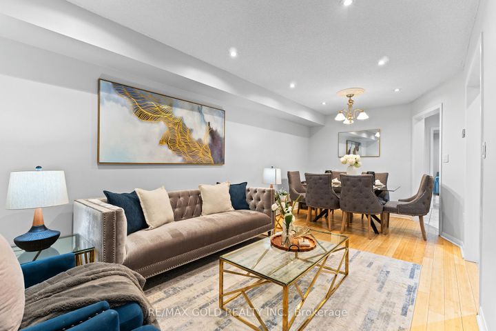 Photo 7 at 83 Mount Ranier Crescent, Wellington, Brampton