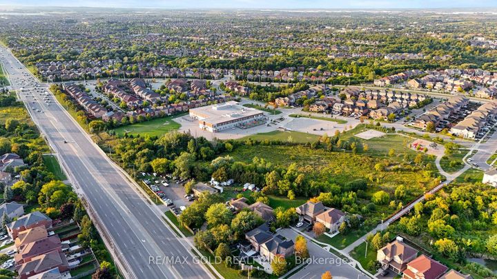 Photo 47 at 83 Mount Ranier Crescent, Wellington, Brampton