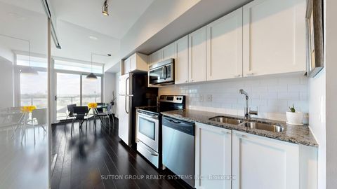 Photo 10 at 1206 - 105 The Queensway Avenue, Swansea, Toronto