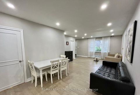 Photo 4 at 298 Empress Avenue S, Willowdale East, Toronto