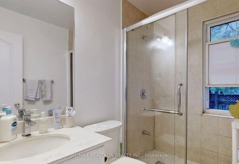 Photo 9 at 298 Empress Avenue S, Willowdale East, Toronto