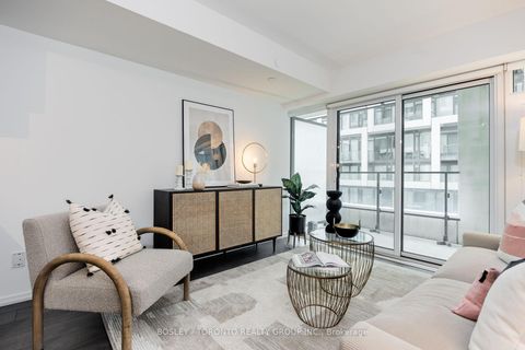 Photo 2 at 844 - 5 Soudan Avenue, Mount Pleasant West, Toronto