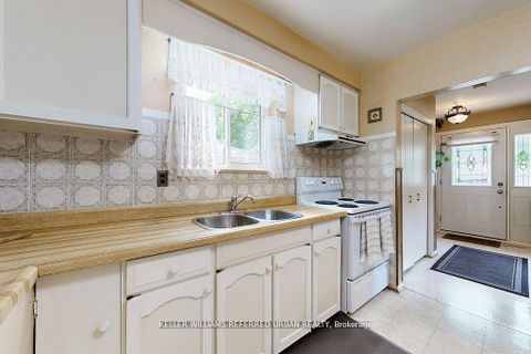 Photo 13 at 11 Midcroft Drive, Malvern West, Toronto
