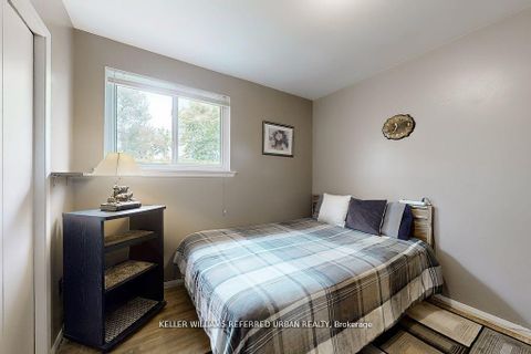 Photo 22 at 11 Midcroft Drive, Malvern West, Toronto