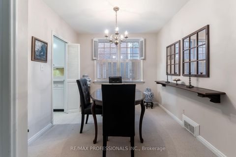 Photo 10 at 43 Nottingham Drive, Humber Valley, Toronto