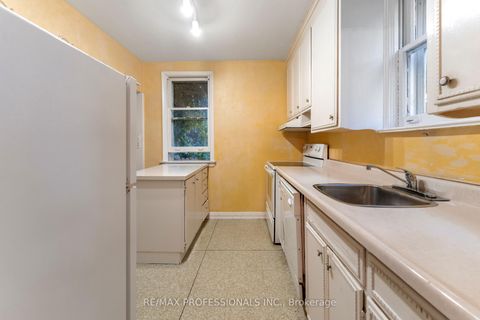 Photo 19 at 43 Nottingham Drive, Humber Valley, Toronto