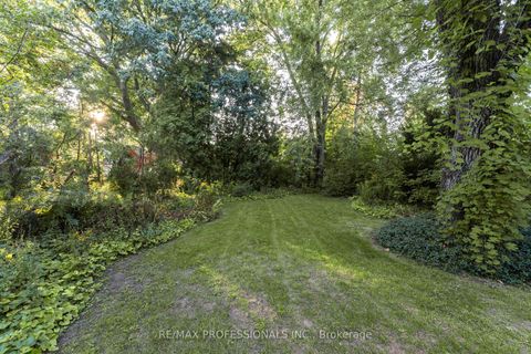 Photo 29 at 43 Nottingham Drive, Humber Valley, Toronto