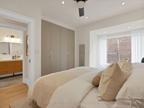 Photo 17 at 11 Carling Avenue, Junction, Toronto