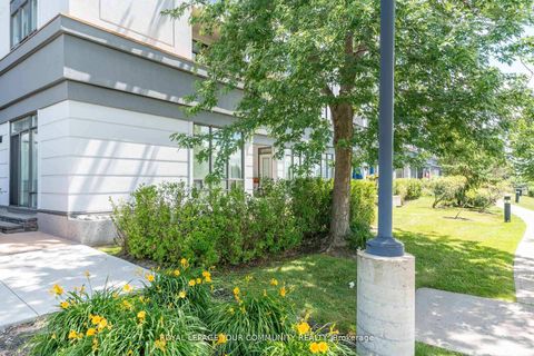 Photo 14 at 110 - 11121 Yonge Street, Devonsleigh, Richmond Hill
