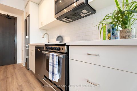 Photo 14 at 311 - 2799 Kingston Road, Cliffcrest, Toronto