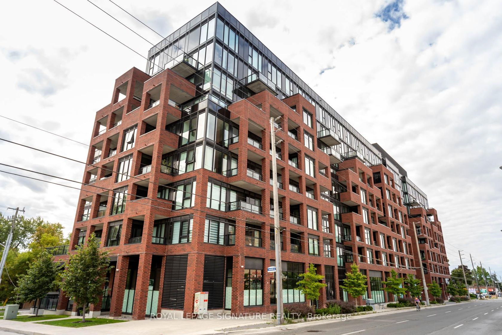 311 - 2799 Kingston Road, Cliffcrest, Toronto 