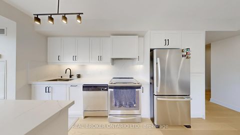 Photo 10 at 415 - 701 Sheppard Avenue W, Clanton Park, Toronto