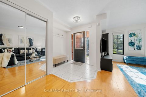 Photo 6 at 17 Castle Park Boulevard, Sonoma Heights, Vaughan