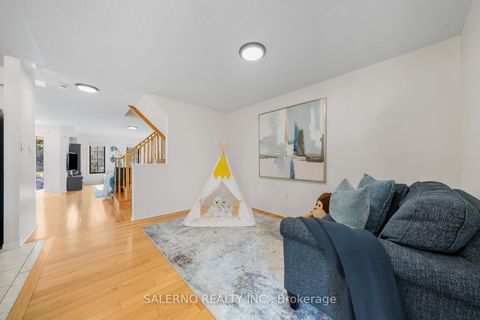 Photo 17 at 17 Castle Park Boulevard, Sonoma Heights, Vaughan