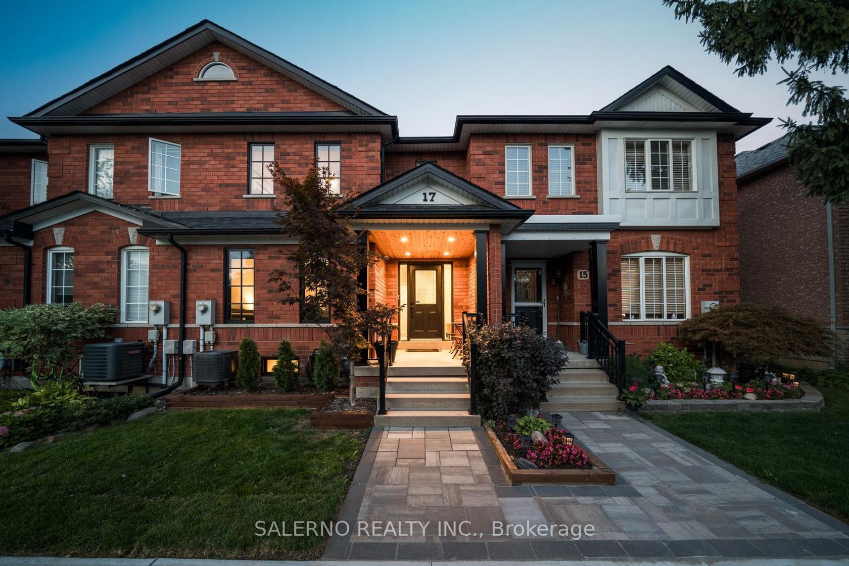17 Castle Park Boulevard, Sonoma Heights, Vaughan 