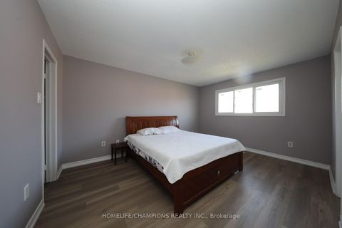 Photo 8 at 46 Canmore Boulevard, Highland Creek, Toronto