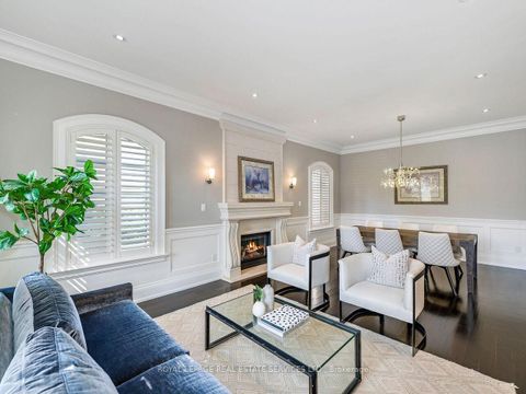 Photo 4 at 67 Renown Road, City Centre West, Toronto