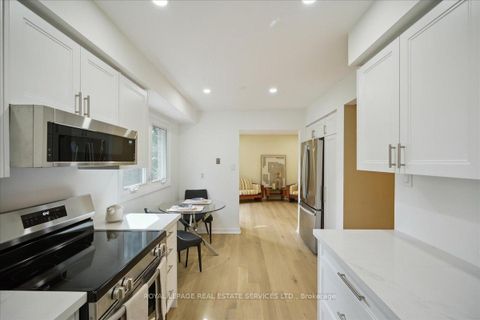 Photo 14 at 19 Millsborough Crescent, West Deane, Toronto