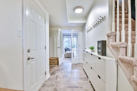 Photo 7 at 3 - 49 Ferndale Drive S, Ardagh, Barrie Photo 7 at 3 - 49 Ferndale Drive S, Ardagh, Barrie