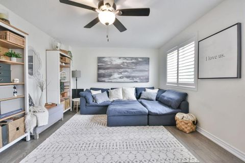 Photo 8 at 3 - 49 Ferndale Drive S, Ardagh, Barrie