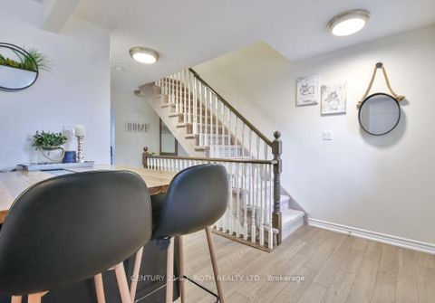 Photo 11 at 3 - 49 Ferndale Drive S, Ardagh, Barrie