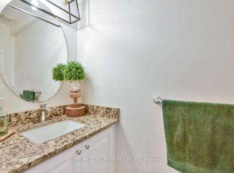 Photo 16 at 3 - 49 Ferndale Drive S, Ardagh, Barrie