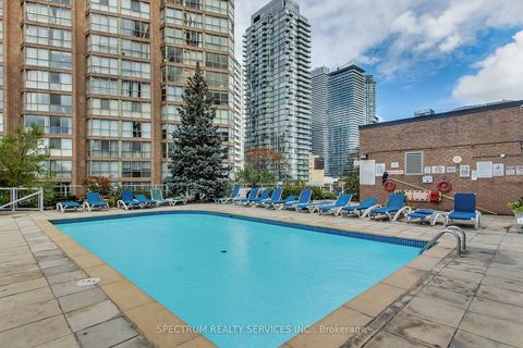 Photo 13 at 1605 - 44 St Joseph Street, Bay Street Corridor, Toronto