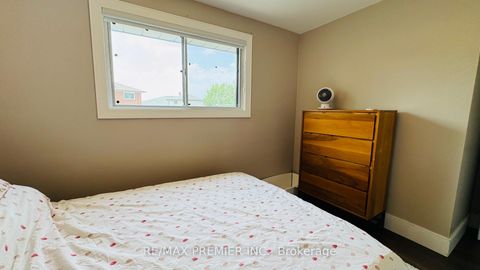 Photo 12 at 102 Northover Street, Jane Heights, Toronto