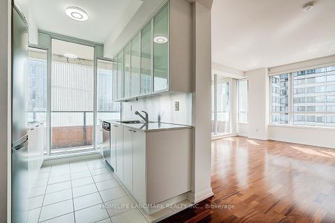 Photo 9 at 1711 - 111 Elizabeth Street, Bay Street Corridor, Toronto
